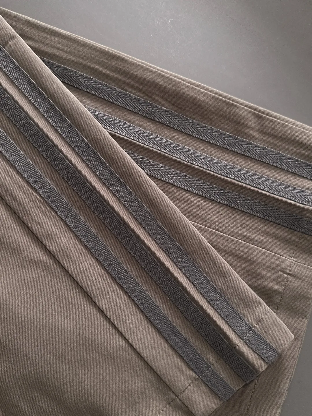 🅿️400 next day shipping Stone Island 2025 spring and summer new elastic band casual pants, thin counter custom fabrics, high breathability and comfort, impeccable details, brand element design concept, reflecting high quality. It feels delicate and soft! It presents a casual cut and the upper body shape is great! Size: M-3XL